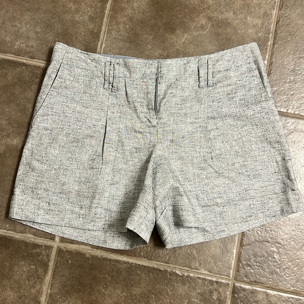 Loft stylish pleated short